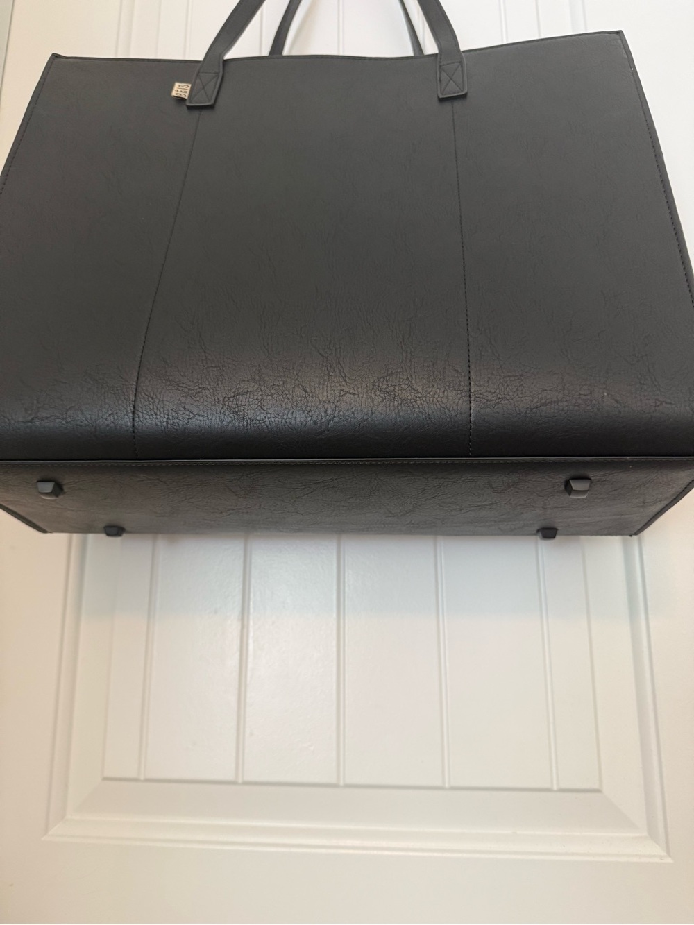 BÉIS The Large Work Tote in black vegan leather - Picture 10 of 13